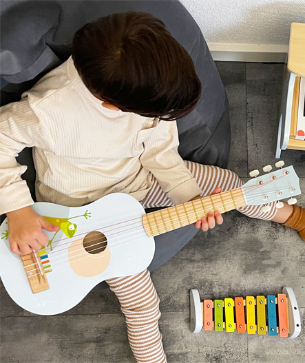 Guitare Janod - Guitare jouet musical en bois pour enfant dès 3 ans